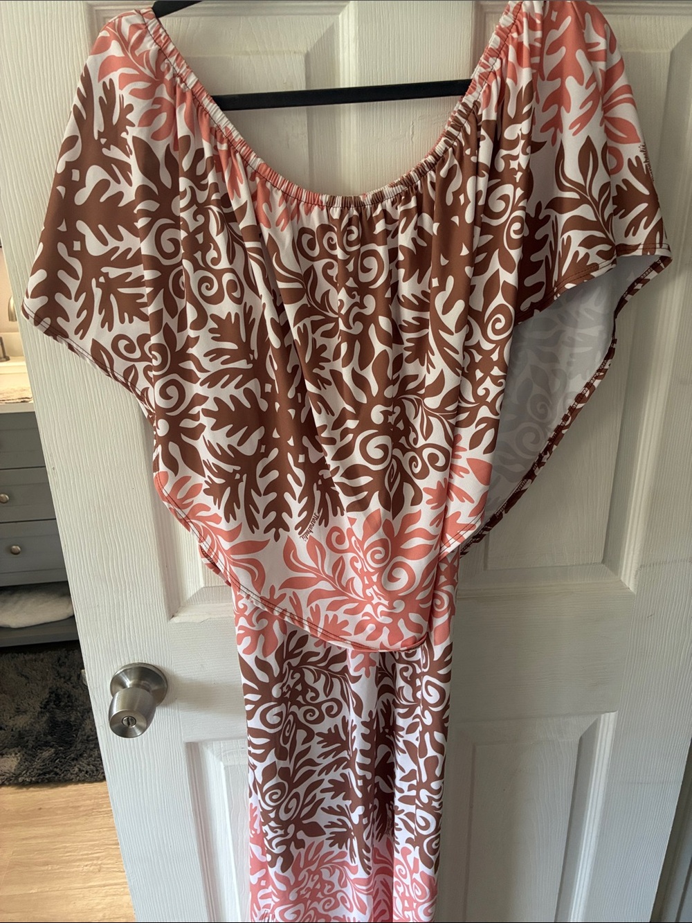 Manuhealii Coral Pink & Brown Off-Shoulder Maxi Dress - Picture 4 of 6